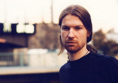 К 50-летию Aphex Twin вышел мерч «AFX50»