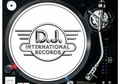 DJ International выпустит классические треки на виниловом сборнике