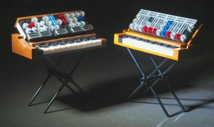 Голосуйте за пополнение комплекта Лего набором синтезаторов Minimoog