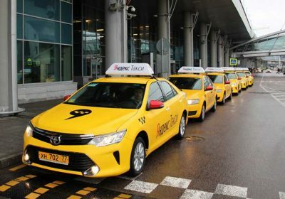 Возможно, на следующей неделе в Риге начнет работу «Яндекс.Такси»