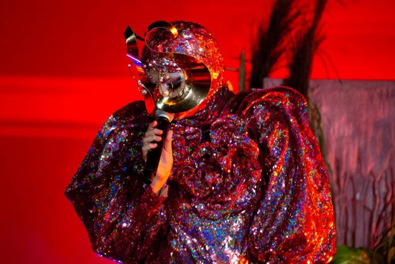 В сети появились кадры первого шоу Björk «Cornucopia» в Нью-Йорке