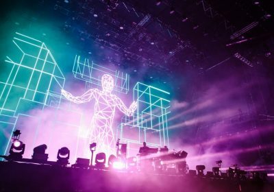 Смотрите потрясающий лайв The Chemical Brothers на Glastonbury 2019