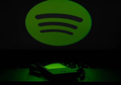 Spotify теперь стримит диджейские миксы