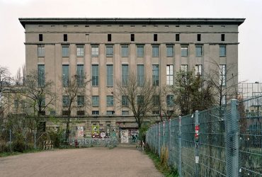 «Почему нас не пустили в Berghain»: снимают комедию про самый закрытый клуб мира