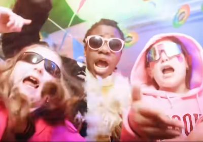 Ирландские дети стали интернет-сенсацией с драм-н-бейсовым треком «The Spark»