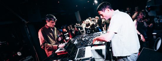 Фото: Schwefelgelb в Риге