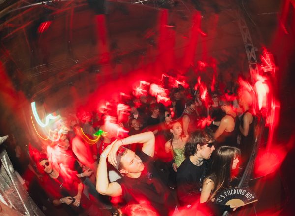 12-часовой техно-рейв Telpa в фотографиях