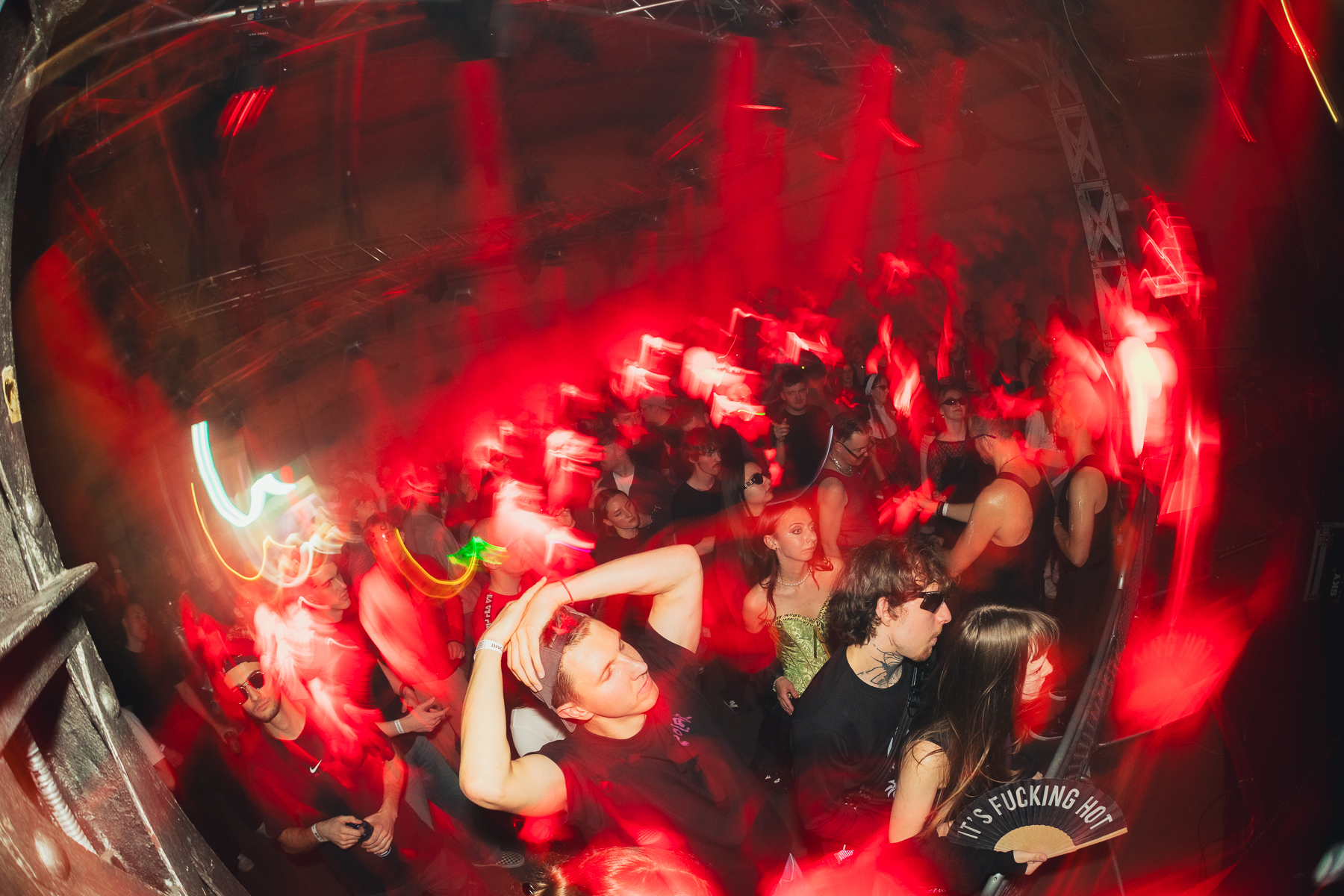 12-часовой техно-рейв Telpa в фотографиях