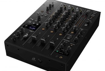 У AlphaTheta — новый трехканальный микшер DJM-V5