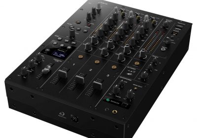 У AlphaTheta — новый трехканальный микшер DJM-V5