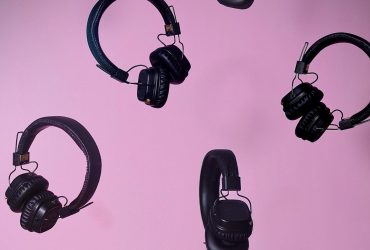 Наушники популярных марок провалили тест на токсины