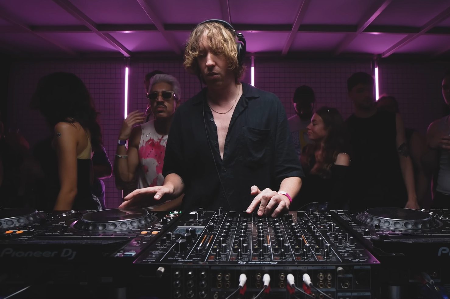 Микс дня: Daniel Avery