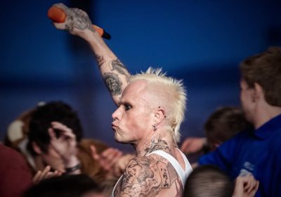 Киту Флинту установили мемориальную скамью в Англии