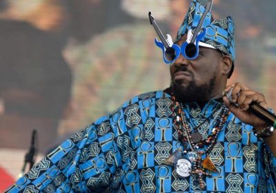 Умер Африка Бамбаатаа — пионер хип-хопа и одна из самых противоречивых фигур сцены