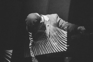 Bob Data углубляется в тёмную электронику на EP “Ground”