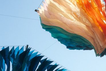 На Coachella закрыли сцену после падения оборудования в толпу