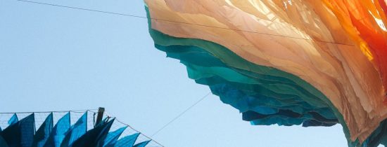 На Coachella закрыли сцену после падения оборудования в толпу