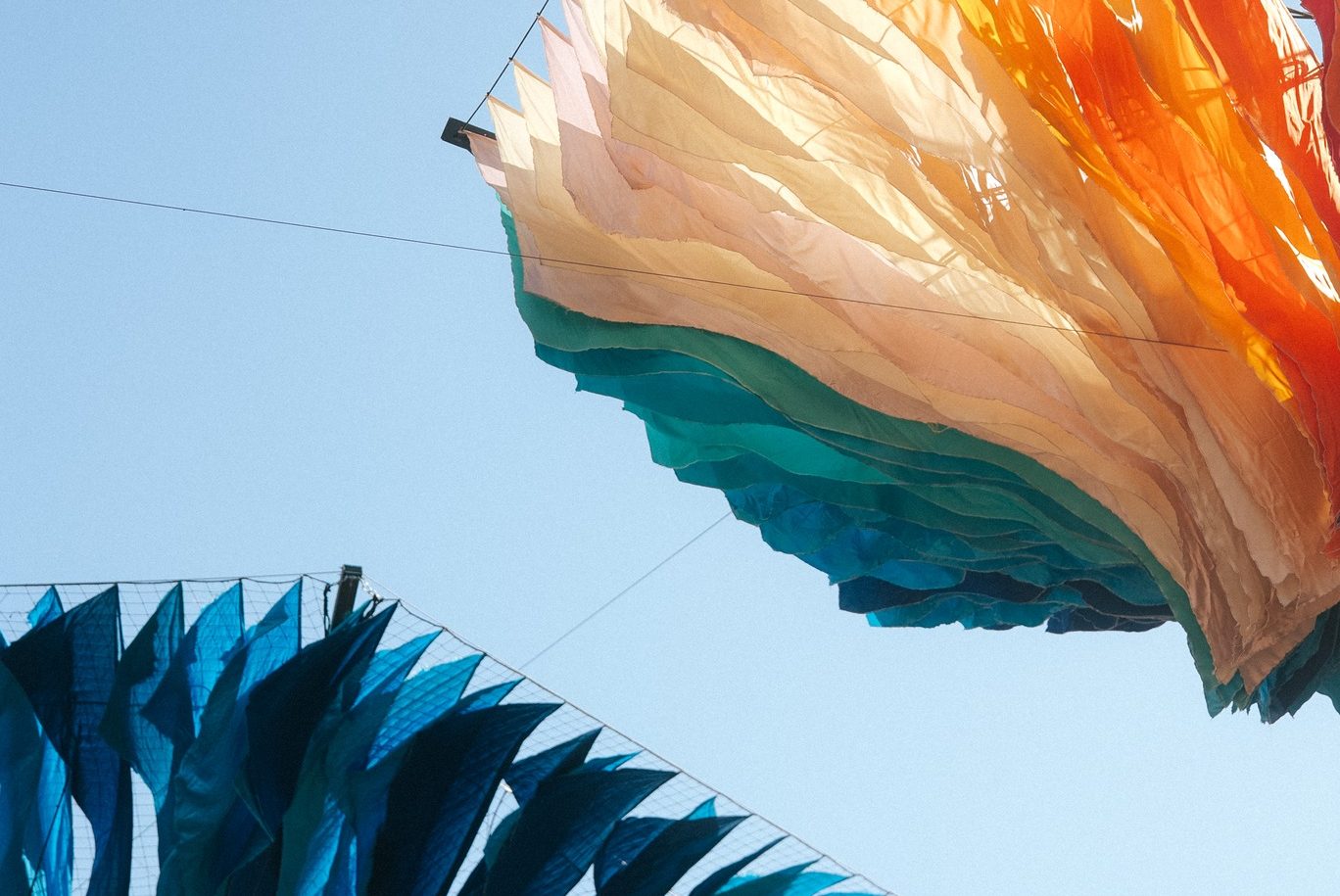 На Coachella закрыли сцену после падения оборудования в толпу