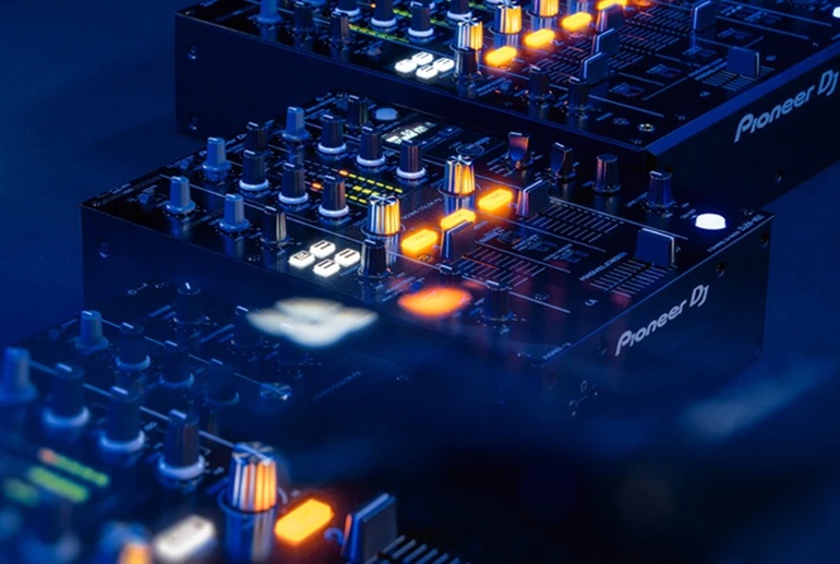 Serato & Pioneer DJ