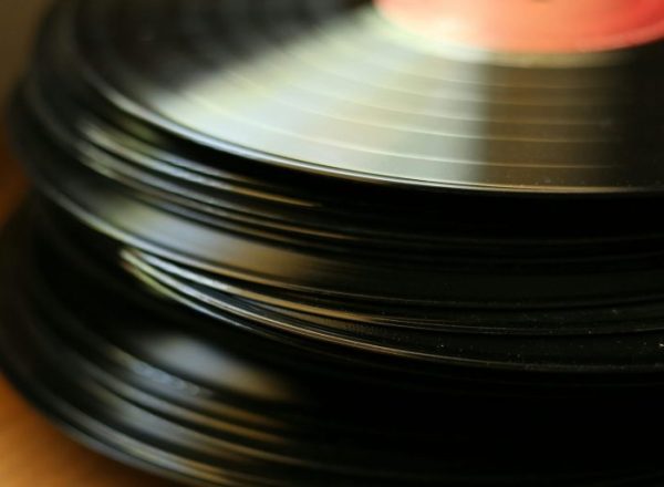 Новый сервис TrackSniff работает как Shazam для DJ-сетов