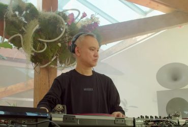 Микс дня: Satoshi Tomiie