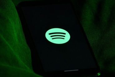 Spotify удалил 75 миллионов ИИ-треков