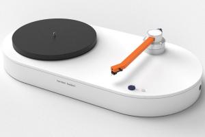 Harman-Kardon-Levi-levitating-turntable-7
