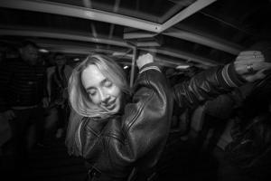 Das-Boot-23-opening-BW-34