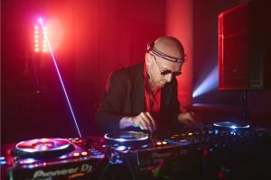 TheRoom Live Gardens of God